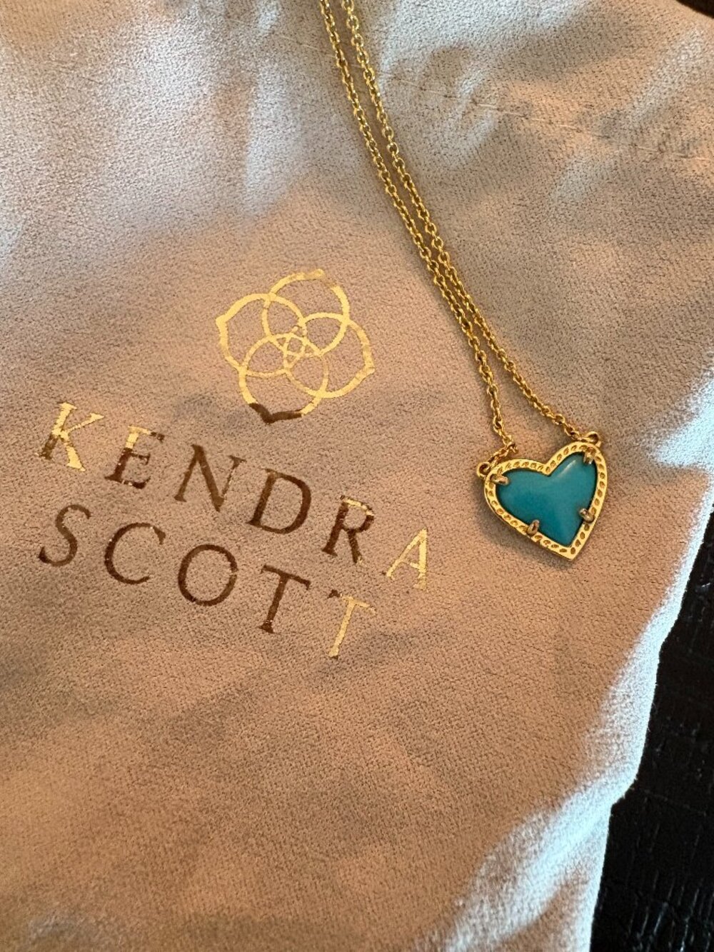 Kendra Scott Turquoise Heart Pendant Necklace Gold Tone